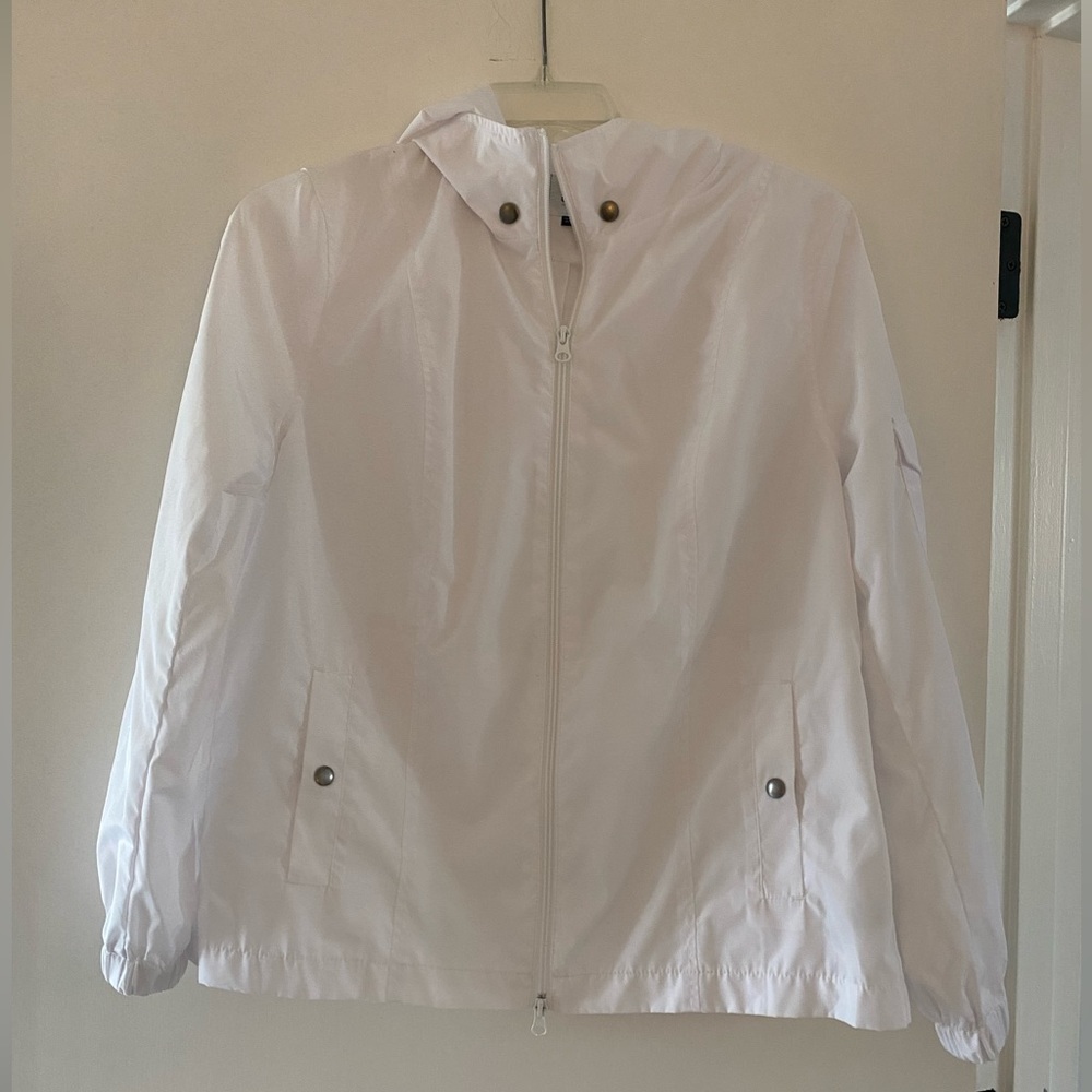 CAbi Race Windbreaker - Style#6031 - Size M - EUC